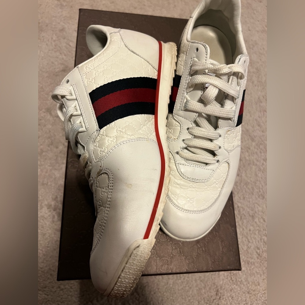Men’s Gucci sneakers